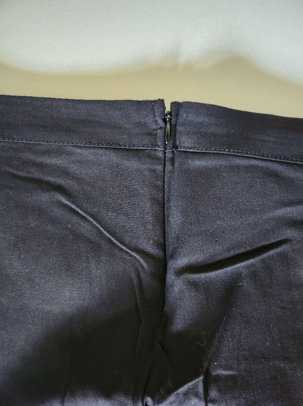 Faux Leather Panel Skinny Pants in Black - Picture 4 of 10